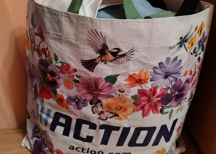 Grajewo ogłoszenia: Sprzedam torbę pełną jeansów dziewczęcych skinny wąskie...